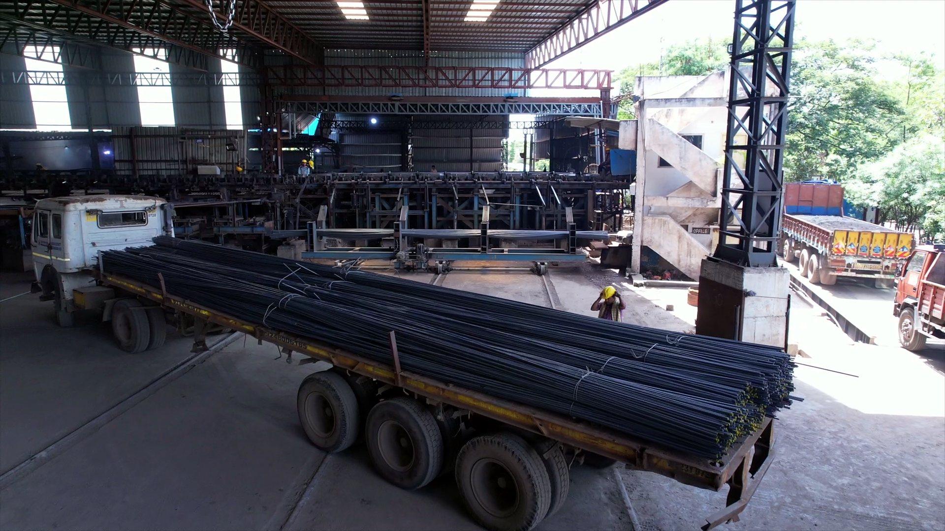 Truck loading at dispatch